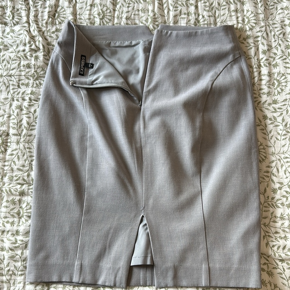 Express Skirt - Picture 3 of 5